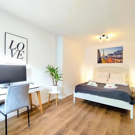 Appartamento Kaiserin Sisi Fuer Bis Zu 6 - Arbeitsplatz, Badewanne, Parkplatz, Waschmaschine Dinkelsbühl